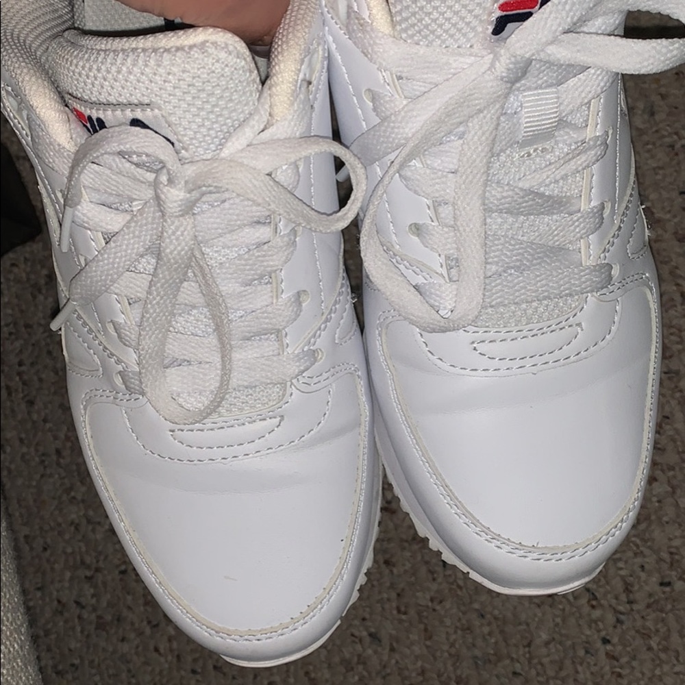 Fila - Picture 2 of 4